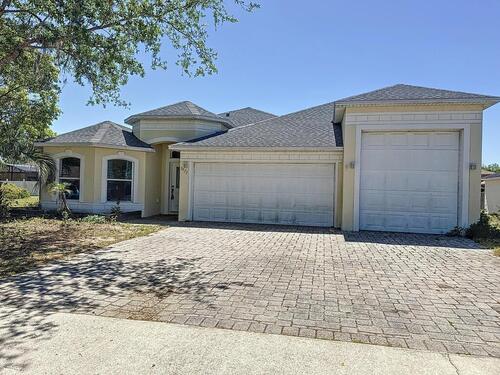 3977 Foothill Drive  Titusville, FL 32796