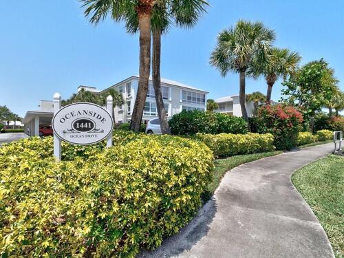 1441 Ocean Drive Unit #310 Vero Beach, FL 32963