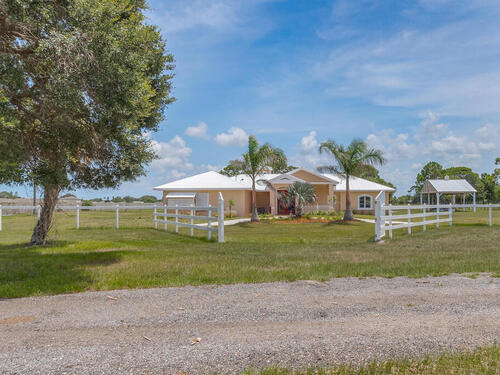 4715						Blossom Ridge						Place												Grant, FL						32949