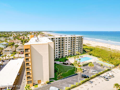 7520 Ridgewood Avenue Unit #404 Cape Canaveral, FL 32920