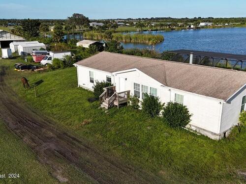 1651 B J Lane  Melbourne, FL 32904