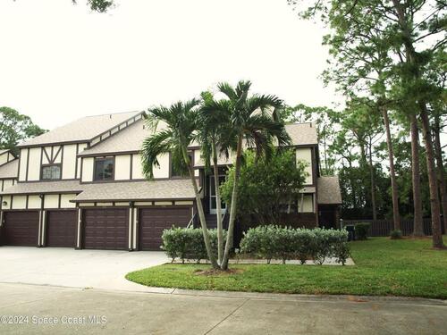 753 Greenwood Manor Circle Unit #15b West Melbourne, FL 32904