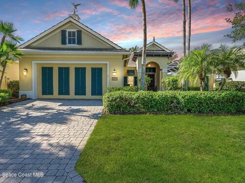 2083 Indian Summer Lane  Vero Beach, FL 32963