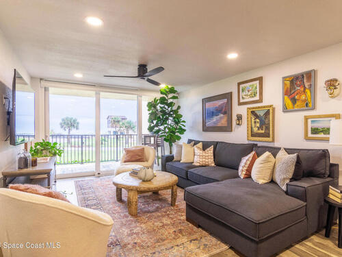 1101 Miramar Avenue Unit ##209 Indialantic, FL 32903