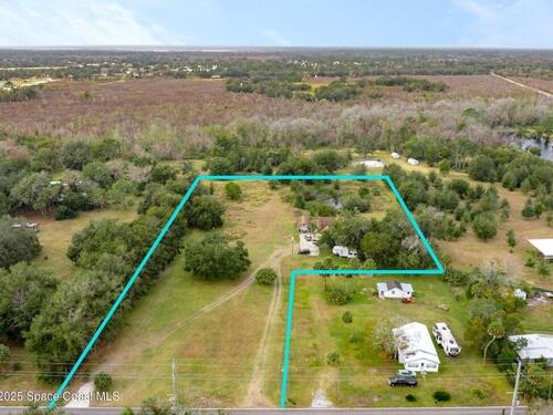 2342 Singleton Avenue  Mims, FL 32754
