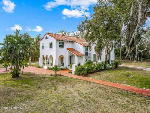 121 Circle Drive  Cocoa, FL 32922