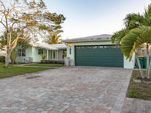 418 Sandpiper Drive  Satellite Beach, FL 32937