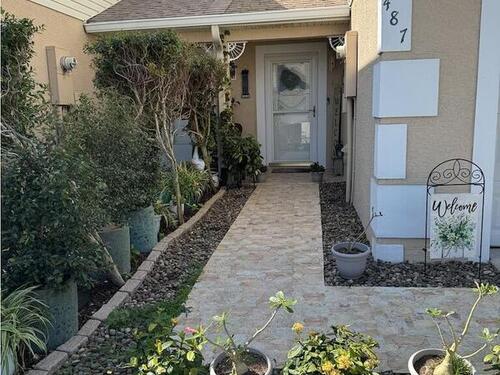 487 L M Davey Lane  Titusville, FL 32780