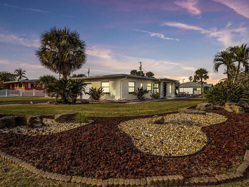 4605 Ocean Beach Boulevard  Cocoa Beach, FL 32931