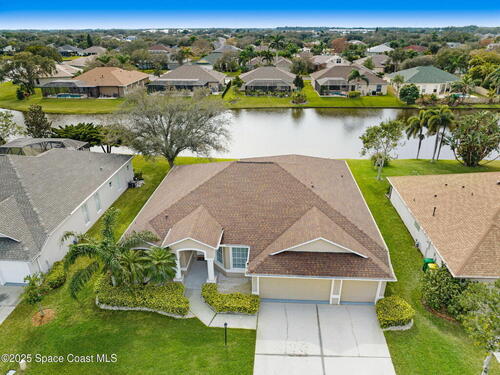2102 Woodfield Circle  Melbourne, FL 32904
