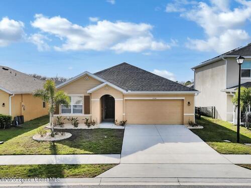 3704 Sandhill Crane Circle  Mims, FL 32754