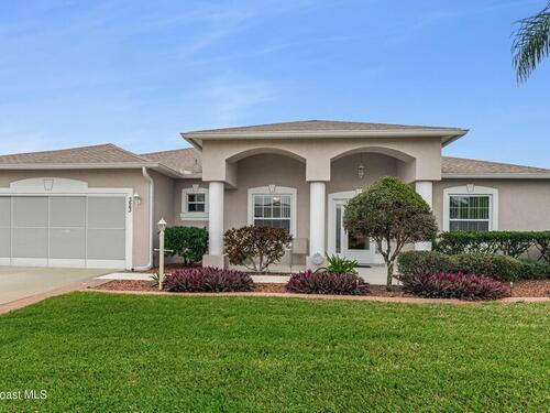 323 Mariners Gate Drive  Edgewater, FL 32141