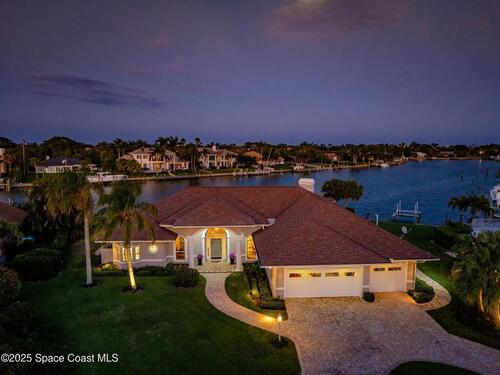 1956 Windward Way  Vero Beach, FL 32963