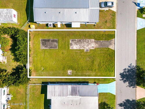 944						Thrush						Circle												Barefoot Bay, FL						32976