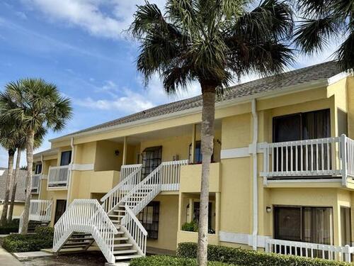 355 Lofts Drive Unit #6 Melbourne, FL 32940