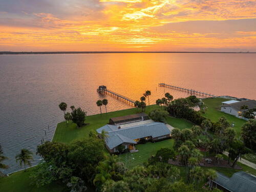 3495 Spartina Avenue  Merritt Island, FL 32953