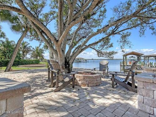 165 Crispin Street  Merritt Island, FL 32952