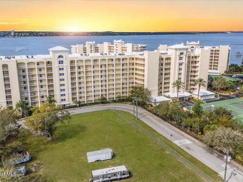 134 Starboard Lane Unit #803 Merritt Island, FL 32953