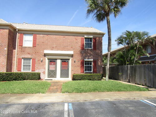910 Colonial Court Unit #109 Indian Harbour Beach, FL 32937