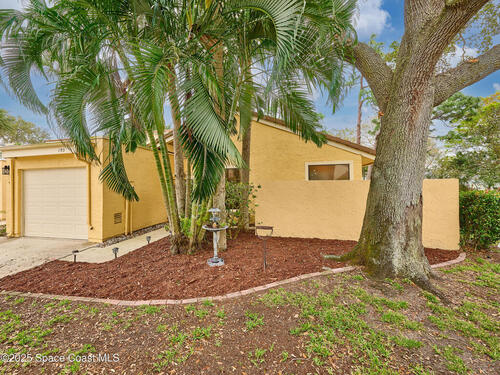195 Country Club Drive Drive  Melbourne, FL 32940