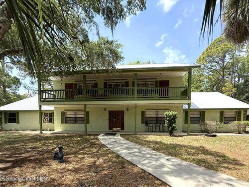 7370 Turkey Point Drive  Titusville, FL 32780