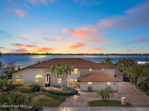 762 Loggerhead Island Drive  Satellite Beach, FL 32937