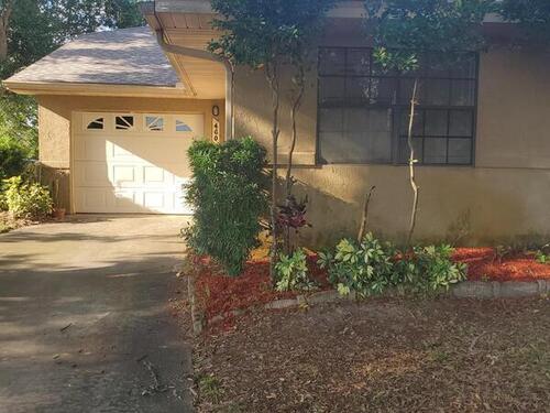 460 L M Davey Lane  Titusville, FL 32780