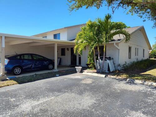 208 Augusta Way  Melbourne, FL 32940