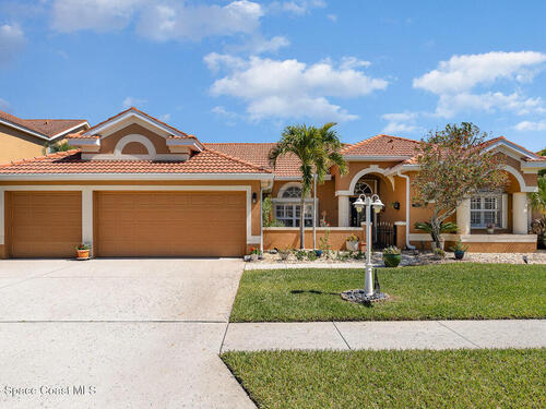 446 Pirates Moon Court  Indialantic, FL 32903