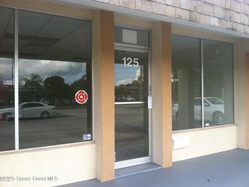 125 Venetian Way  Merritt Island, FL 32953
