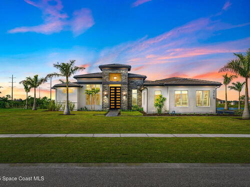 3768 Lake Adelaide Place  Rockledge, FL 32955