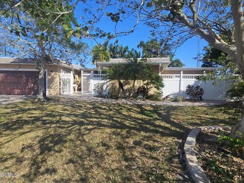 1350 Taurus Court  Merritt Island, FL 32953