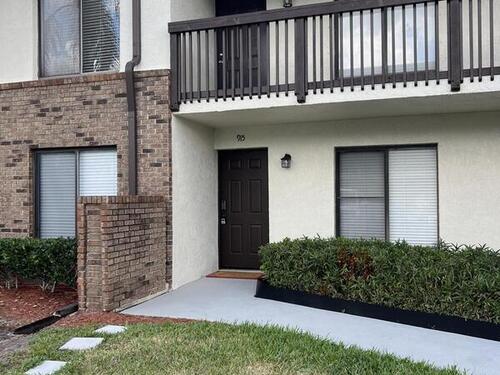 1515 Huntington Lane Unit #915 Rockledge, FL 32955