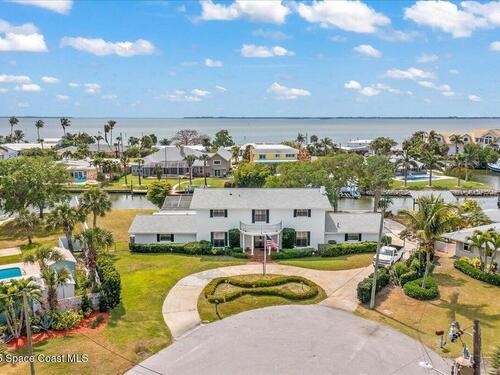 1790 Bay Shore Drive  Cocoa Beach, FL 32931