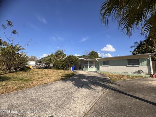 978 Golf Street  Rockledge, FL 32955