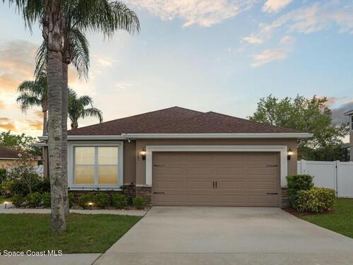 427						Highland Meadows						Street												Davenport, FL						33837