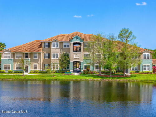 5693 Star Rush Drive Unit #101 Melbourne, FL 32940