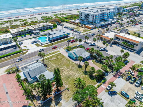 118 Atlantic Avenue  Cocoa Beach, FL 32931