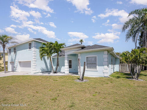 48 Harbor Circle  Cocoa Beach, FL 32931
