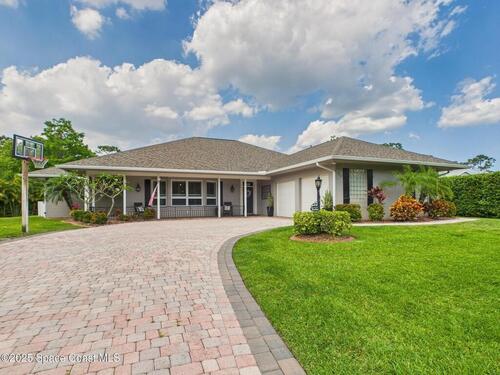 71 Blue Island Street  Sebastian, FL 32958