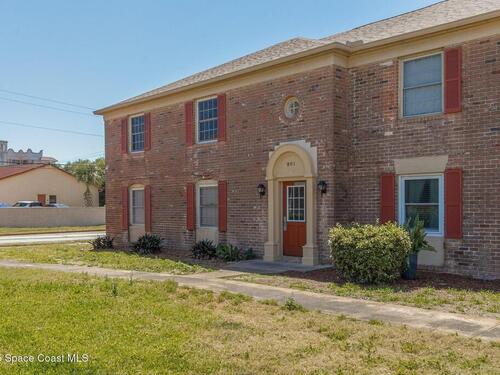 901 Colonial Court Unit #B Satellite Beach, FL 32937