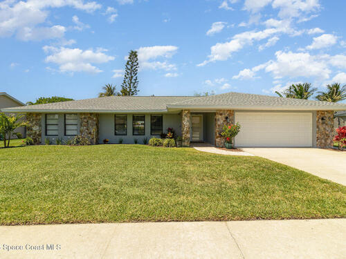660 Hedgecock Square  Satellite Beach, FL 32937