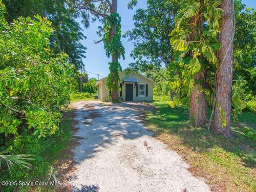 1325						17th						Court												Vero Beach, FL						32962