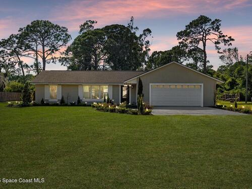 5695 Broad Acres Street  Merritt Island, FL 32953
