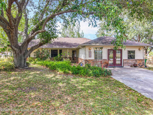 3320 Grant Line Road  Mims, FL 32754