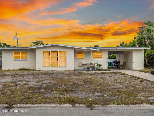 1044						Azalea						Lane												Cocoa, FL						32922
