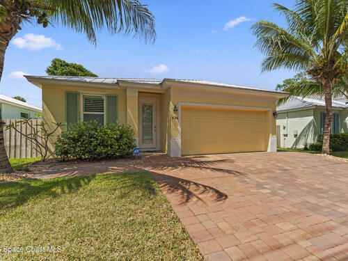 676 Young Street  Melbourne, FL 32935