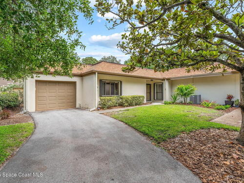 205 Country Club Drive  Melbourne, FL 32940