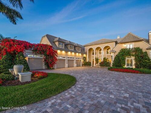 240						Lansing Island						Drive												Indian Harbour Beach, FL						32937