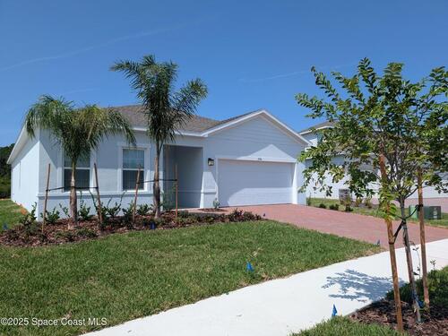 2504 Landing Drive  Titusville, FL 32796